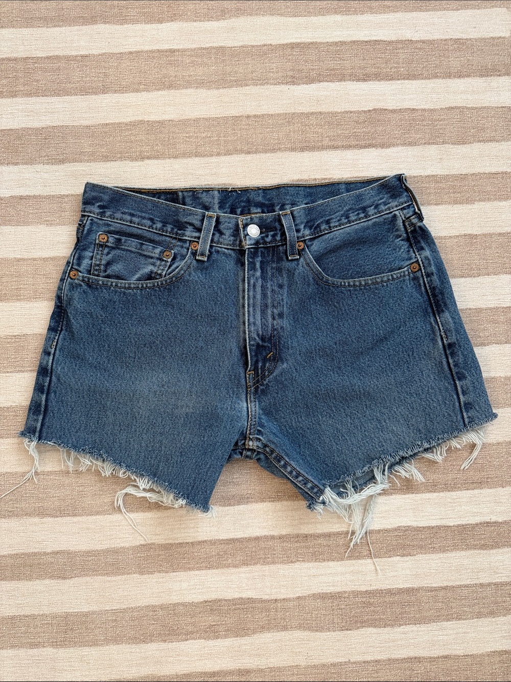 Levi’s 505 Classic Denim Cutoff Shorts Medium/Dark Blue Wash